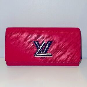 Louis Vuitton Twist Red Leather Wallet (Pre-Owned)